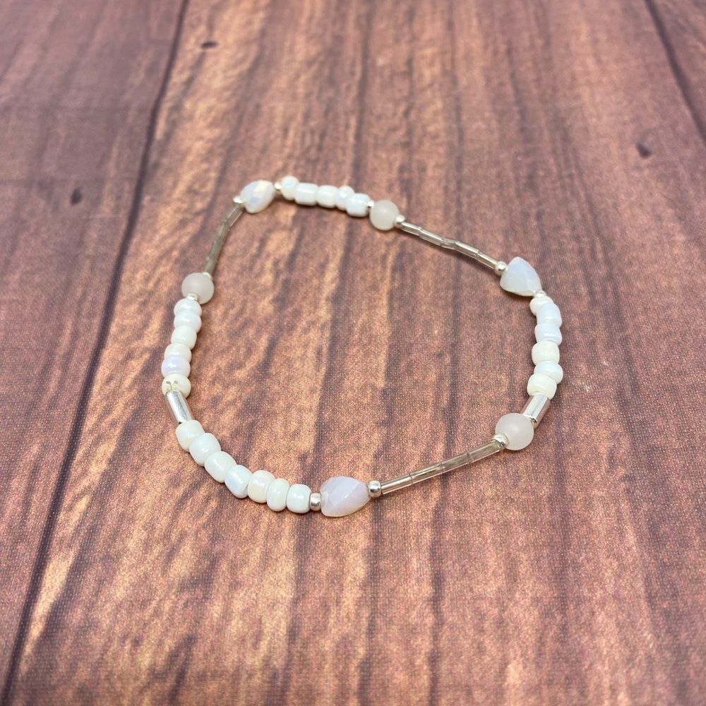 Macy’s Stackable Silver White Pearl Bracelets Vd00 - image 4